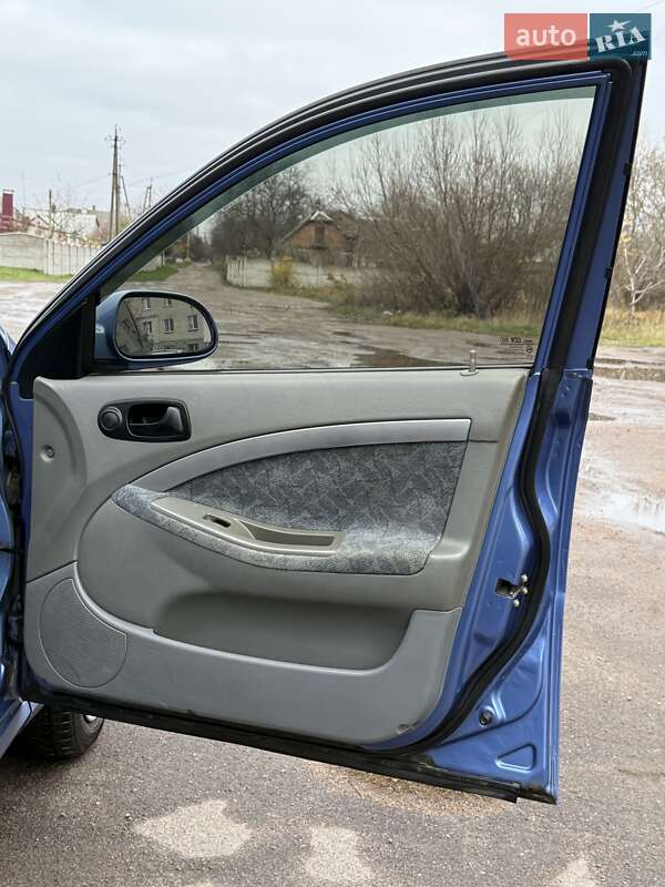 Хэтчбек Daewoo Nubira 2004 в Бердичеве фото 11 Хэтчбек Daewoo Nubira 2004 в Бердичеве