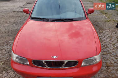 Седан Daewoo Nubira 1998 в Луцке