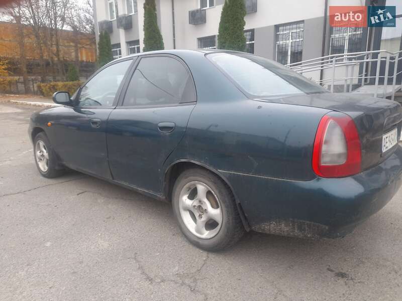 Седан Daewoo Nubira 1997 в Києві