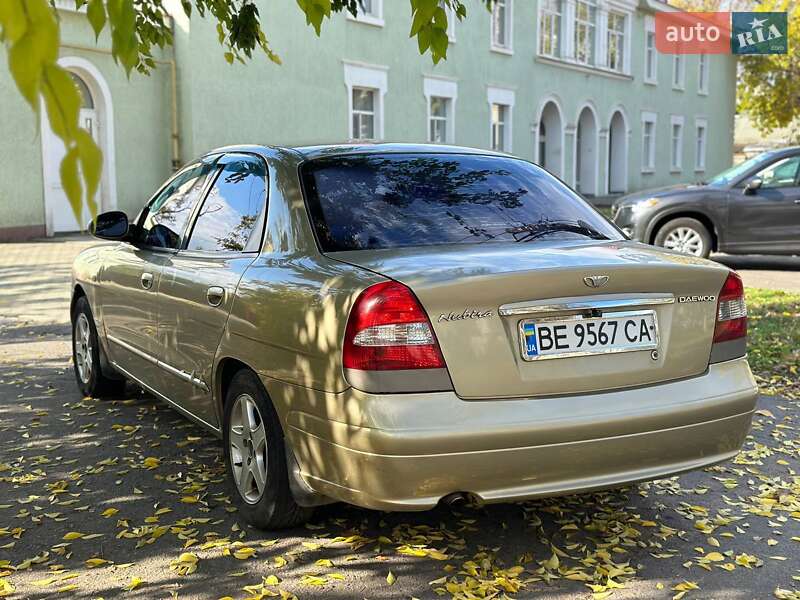 Седан Daewoo Nubira 2001 в Миколаєві