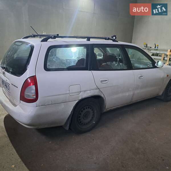 Універсал Daewoo Nubira 2000 в Дніпрі