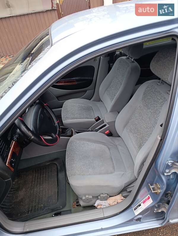 Седан Daewoo Nubira 2003 в Коростені