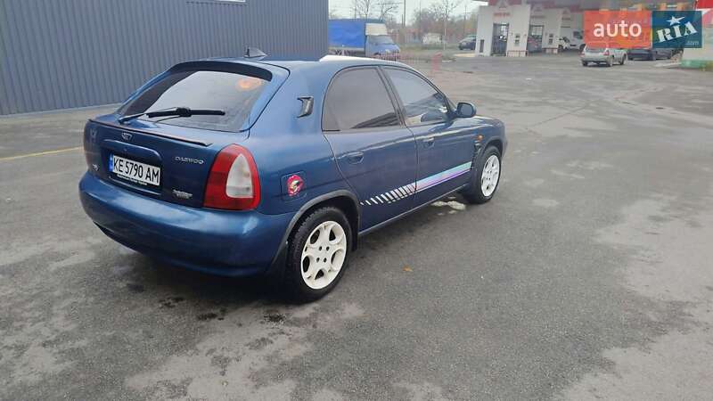 Хетчбек Daewoo Nubira 1998 в Дніпрі