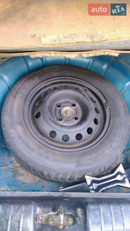 Хетчбек Daewoo Nubira 1998 в Дніпрі