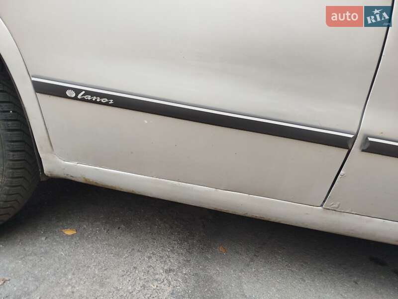 Седан Daewoo Nubira 1998 в Запорожье