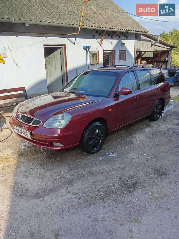 Универсал Daewoo Nubira 2000 в Дунаевцах