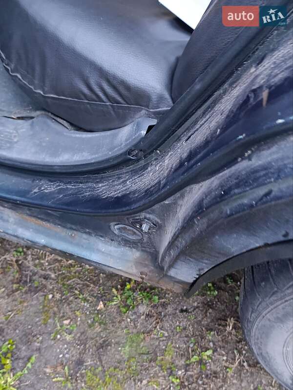 Седан Daewoo Nubira 1998 в Ірпені