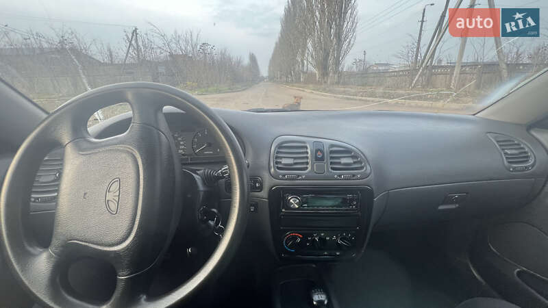 Седан Daewoo Nubira 1998 в Николаеве