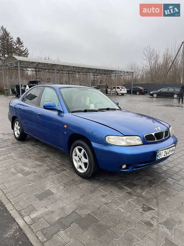 Седан Daewoo Nubira 1999 в Полтаве