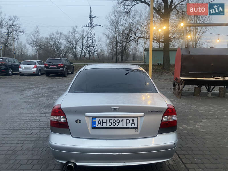 Седан Daewoo Nubira 2002 в Павлограде