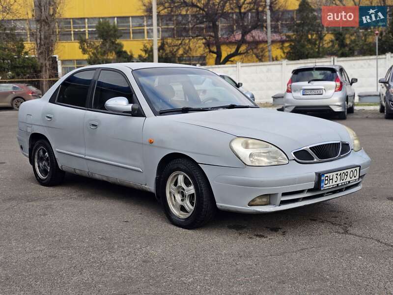 Седан Daewoo Nubira 2003 в Одессе