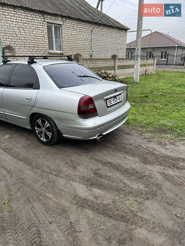 Седан Daewoo Nubira 2001 в Веселиновому