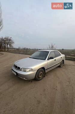 Седан Daewoo Nubira 1998 в Николаеве