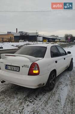 Седан Daewoo Nubira 1998 в Полтаве