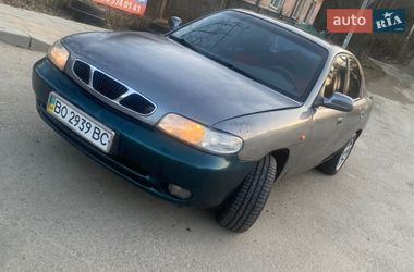 Седан Daewoo Nubira 1998 в Черновцах