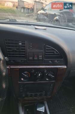 Хетчбек Daewoo Nubira 2003 в Хусті