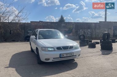 Універсал Daewoo Nubira 1998 в Рівному