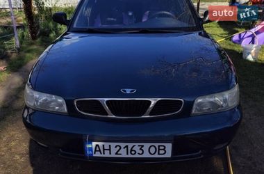 Седан Daewoo Nubira 1998 в Шполі