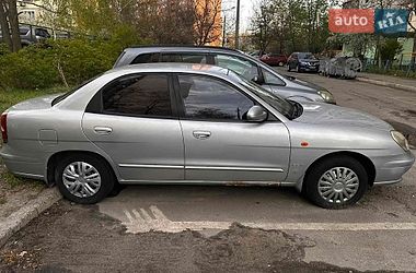 Седан Daewoo Nubira 2003 в Києві