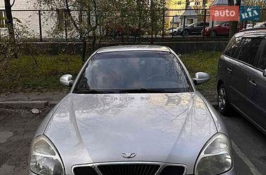 Седан Daewoo Nubira 2003 в Киеве