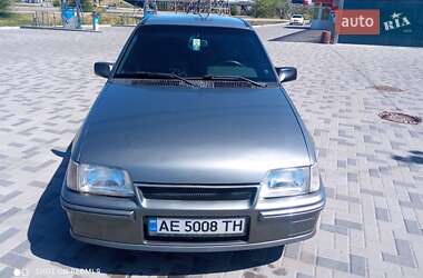 Седан Daewoo Racer 1995 в 