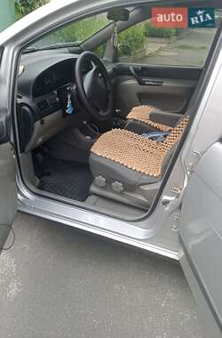 Минивэн Daewoo Rezzo 2002 в 