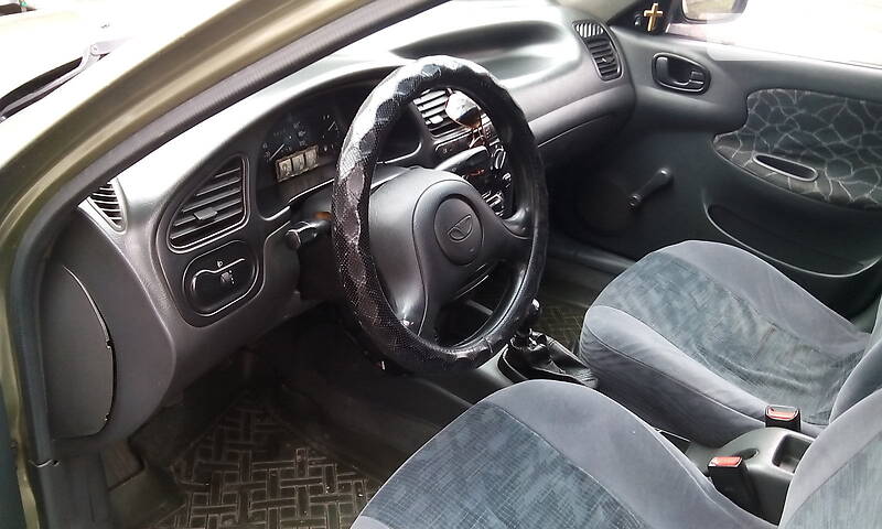 Седан Daewoo Sens 2003 в Чернігові