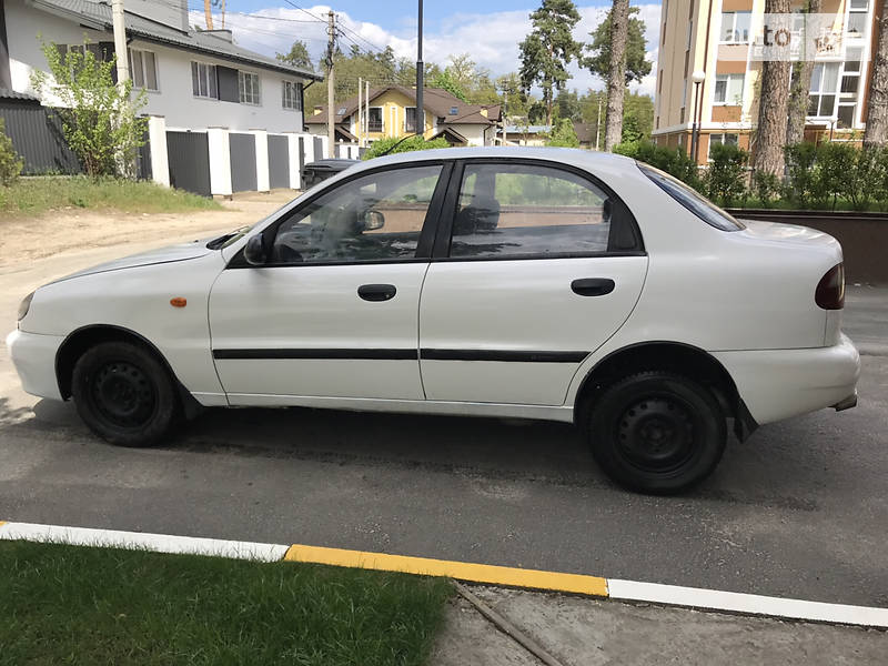 Седан Daewoo Sens 2004 в Буче