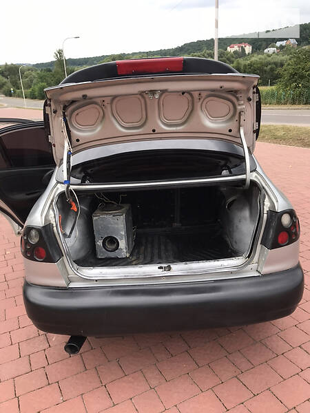 Седан Daewoo Sens 2004 в Дрогобичі