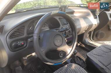 Седан Daewoo Sens 2004 в Запорожье