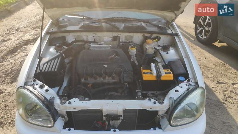 Седан Daewoo Sens 2004 в Запорожье
