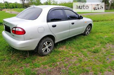 Седан Daewoo Sens 2006 в Тростянце