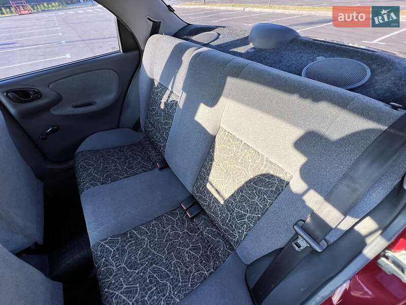 Седан Daewoo Sens 2006 в Рівному