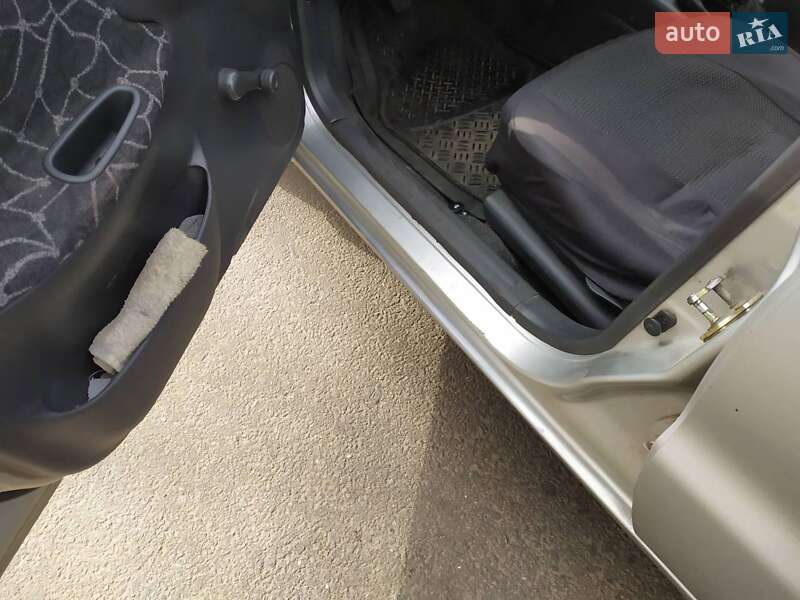 Хэтчбек Daewoo Sens 2003 в Полтаве