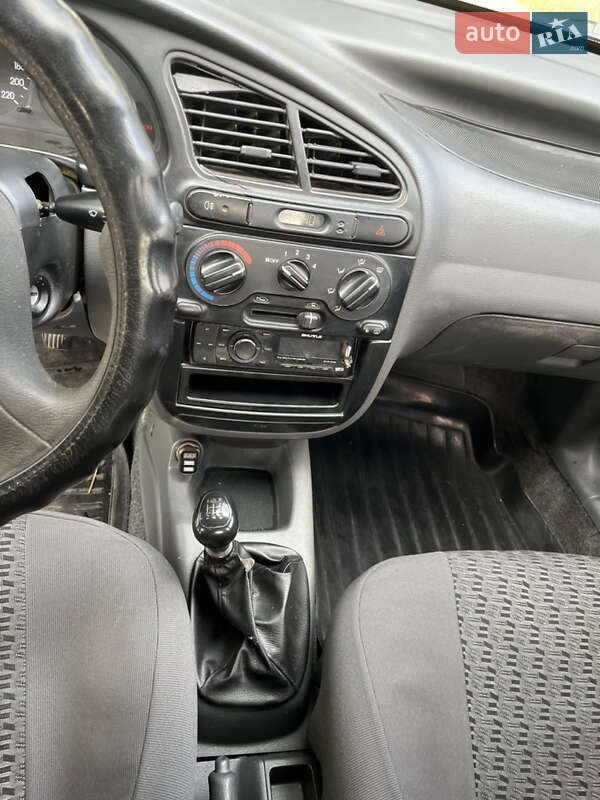 Седан Daewoo Sens 2006 в Сумах