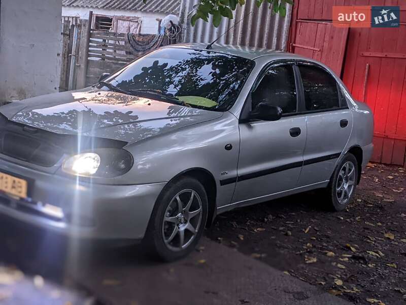 Седан Daewoo Sens 2007 в Чутове