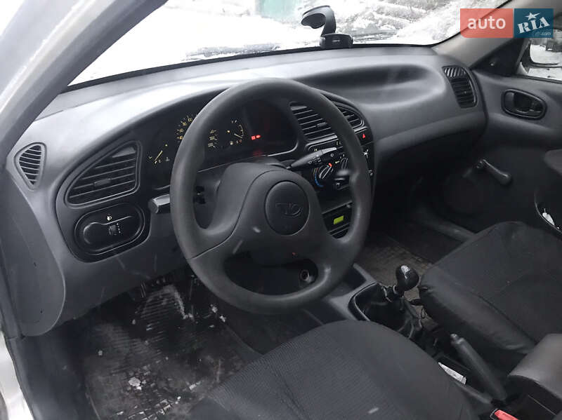Седан Daewoo Sens 2006 в Дніпрі