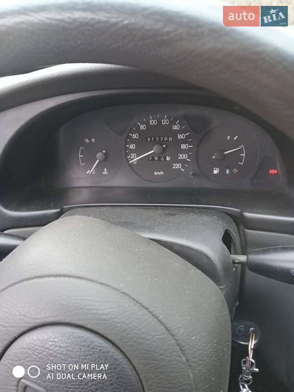 Седан Daewoo Sens 2006 в Кременці