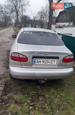 Седан Daewoo Sens 2003 в Ружине