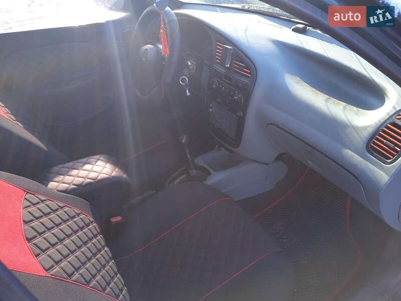 Седан Daewoo Sens 2005 в Кропивницькому