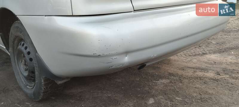 Седан Daewoo Sens 2004 в Яготине