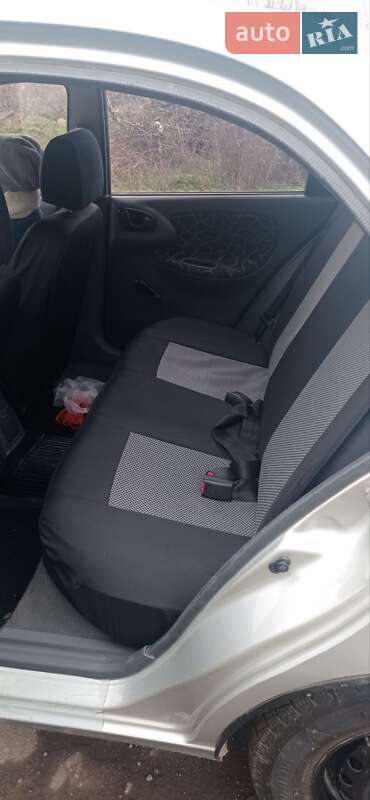 Седан Daewoo Sens 2003 в Краматорську