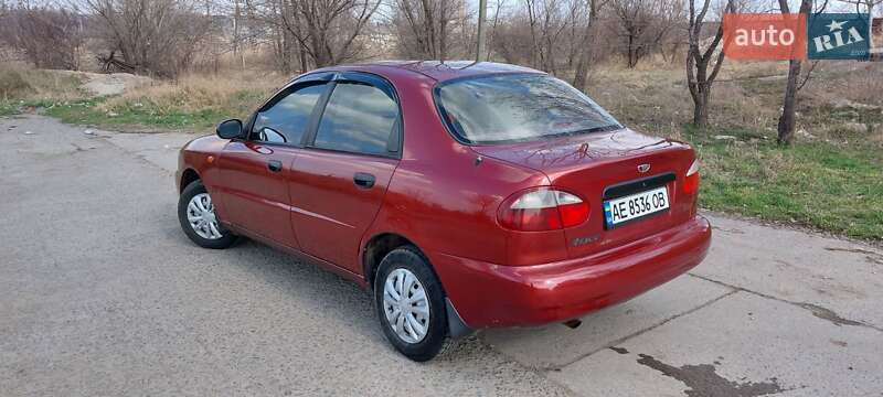 Седан Daewoo Sens 2002 в Кривом Роге