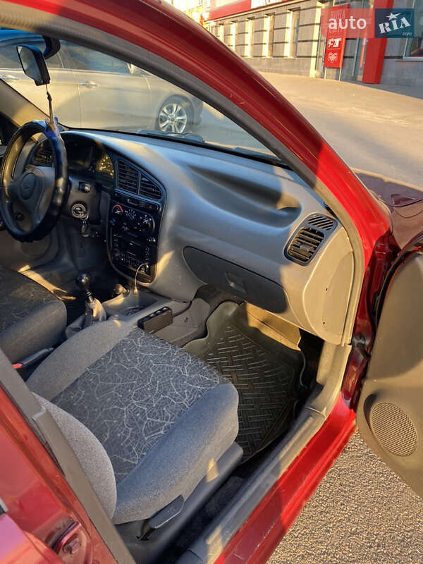 Седан Daewoo Sens 2005 в Харькове