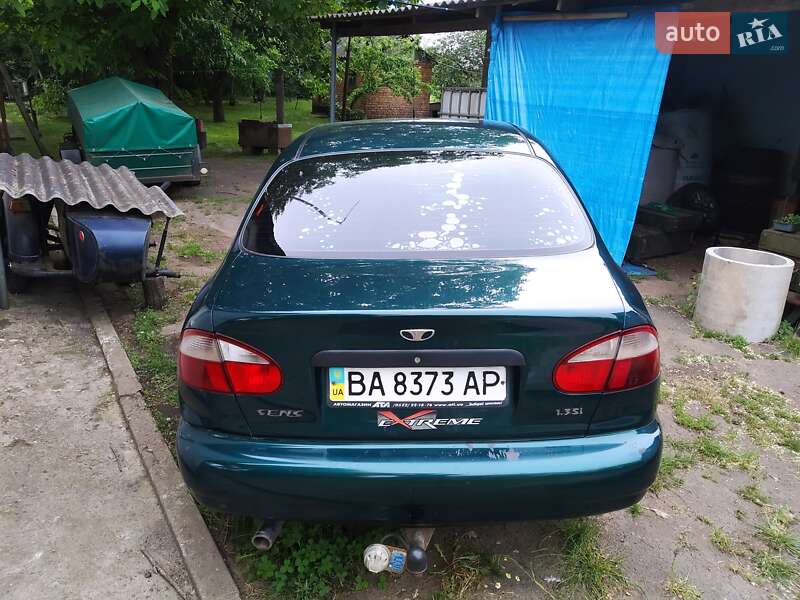 Седан Daewoo Sens 2006 в Новоукраинке