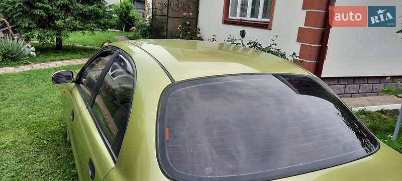 Седан Daewoo Sens 2006 в Вижниці