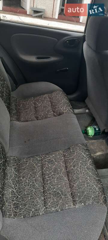 Седан Daewoo Sens 2006 в Вижниці