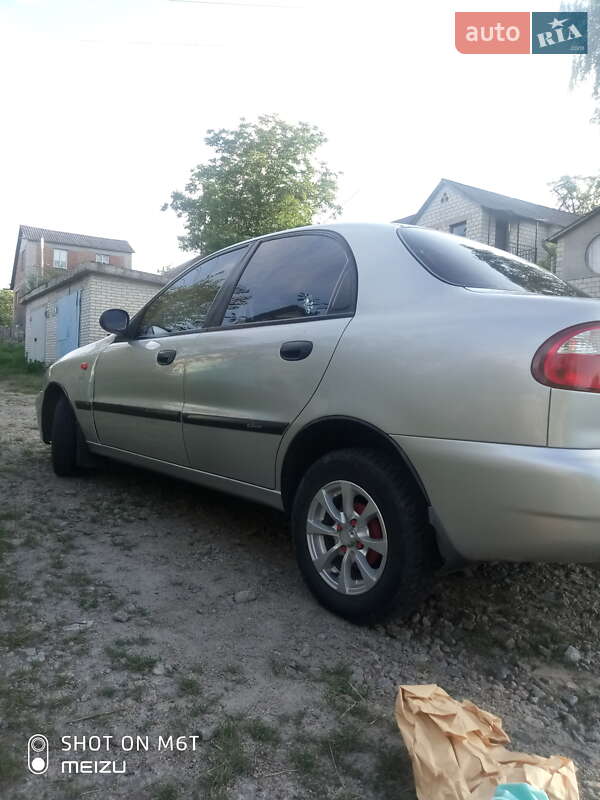 Седан Daewoo Sens 2003 в Богуславе