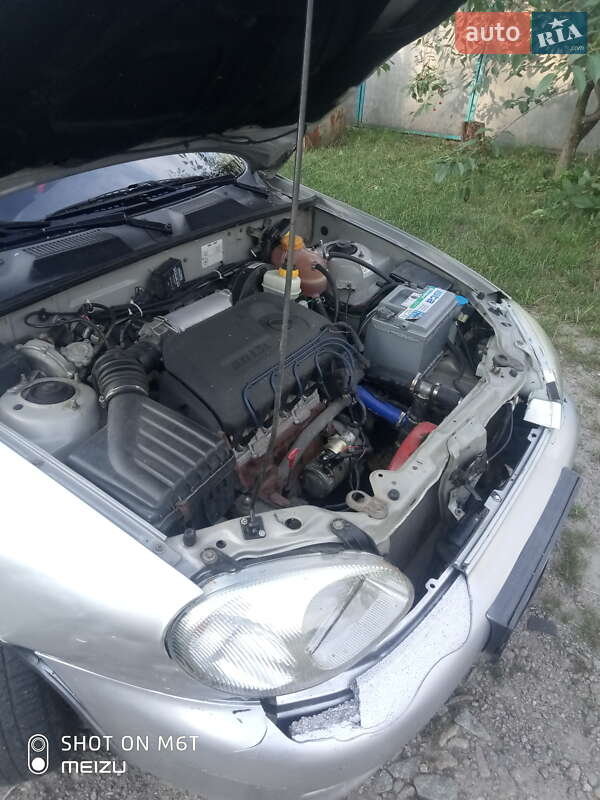 Седан Daewoo Sens 2003 в Богуславе