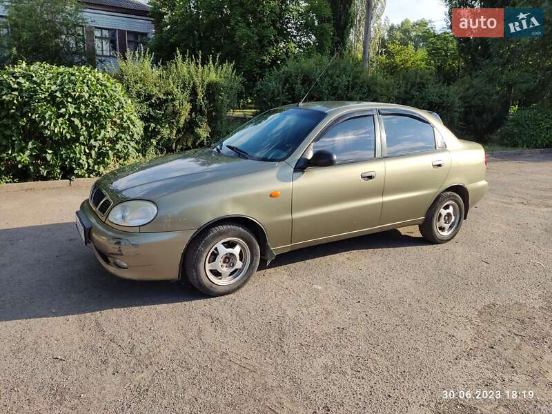 Седан Daewoo Sens 2002 в Кривому Розі